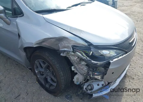 2020 Chrysler Pacifica Touring L Plus from USA, damaged, VIN 2C4RC1EG6LR102097